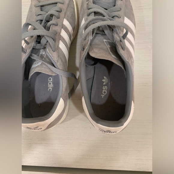 Adidas suede sneakers size 11 - Picture 3 of 5